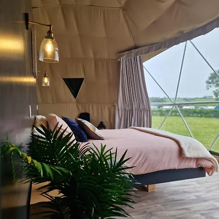 营地 Mountain Forge Escape Glamping/camping Site Corrbally (Cork)