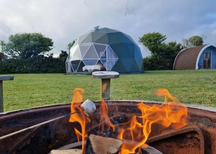 Mountain Forge Escape Glamping/camping Site Kemp *